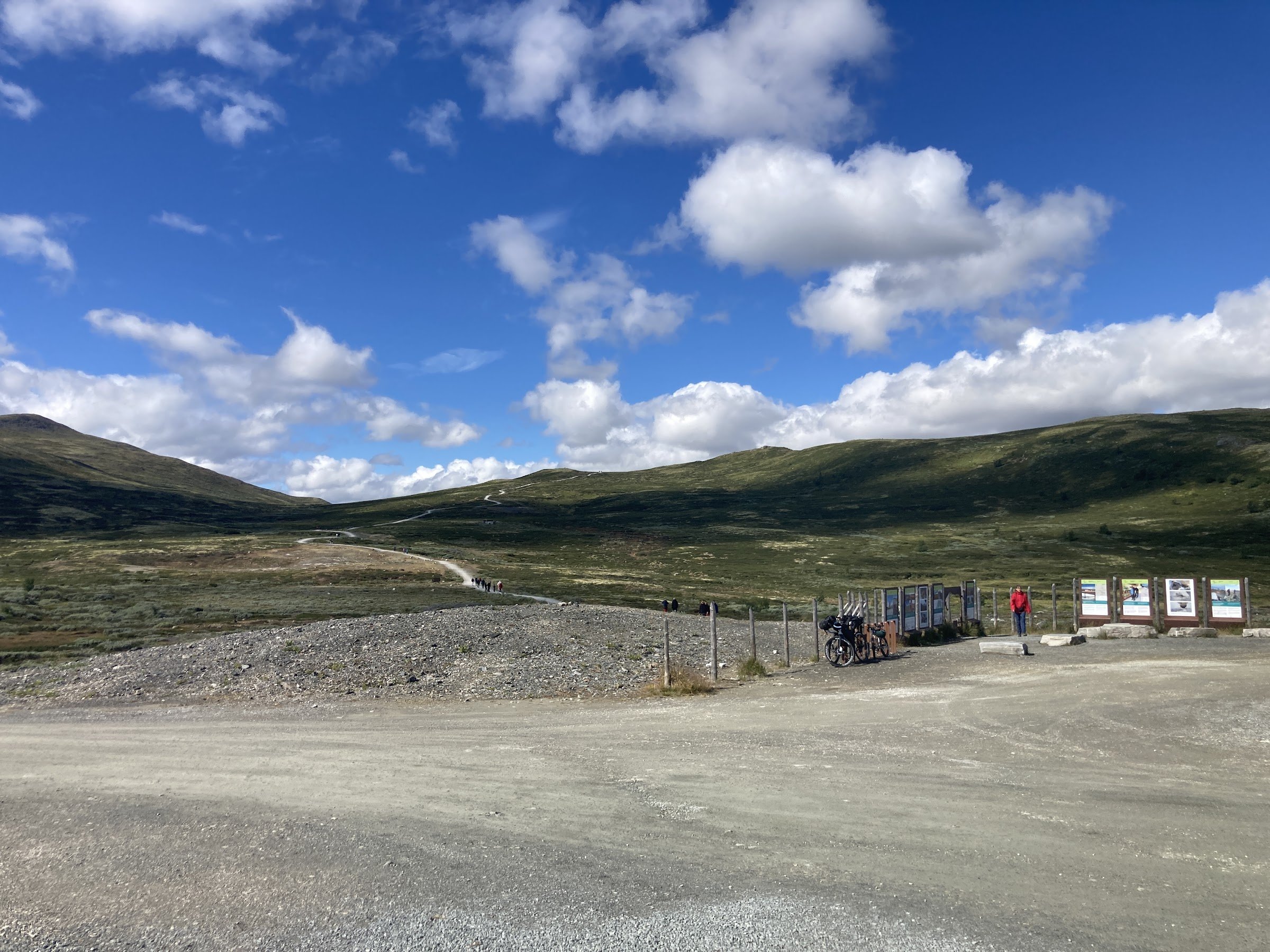 Viewpoint Snøhetta parking